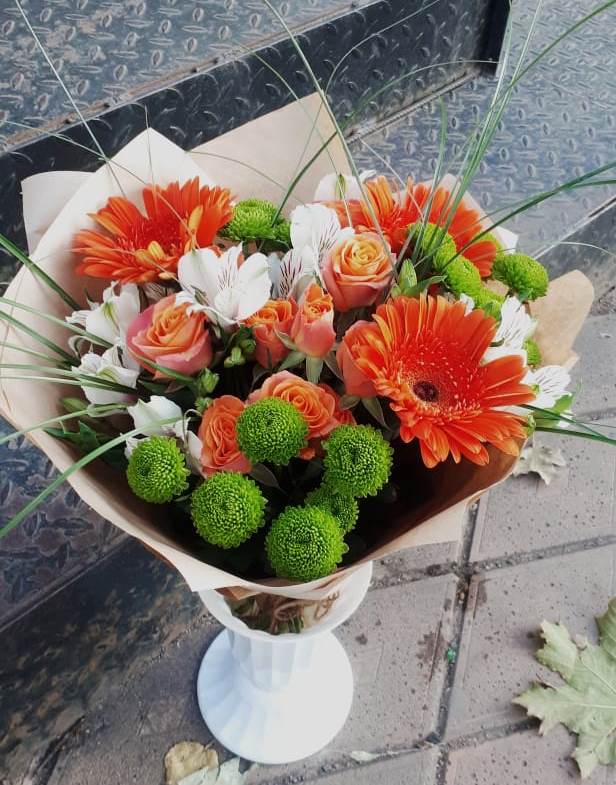 Букет цветов из: Герберы, Хризантемы, Альстромерии и Розы в Восточном Ставропольского края