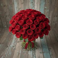 Букет 55 Красных роз Фридом #REPLACE_PRED# Восточном Ставропольского края