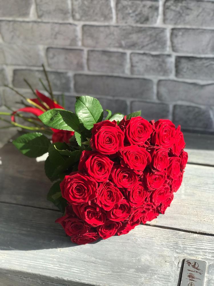 Букет Красные розы Фридом в Восточном Ставропольского края