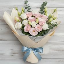 Букет цветов из:  Лизиантусы в Восточном Ставропольского края