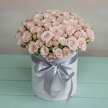 Цветочная композиция из Розы в шляпной коробке в Восточном Ставропольского края