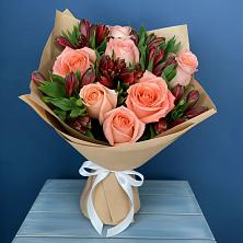 Букет цветов из:  Розы и Альстромерии в Восточном Ставропольского края