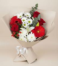 Букет цветов из:  Розы, Хризантемы, Герберы и Лилии в Восточном Ставропольского края