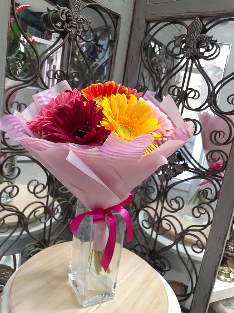 Букет цветов из: Герберы в Восточном Ставропольского края