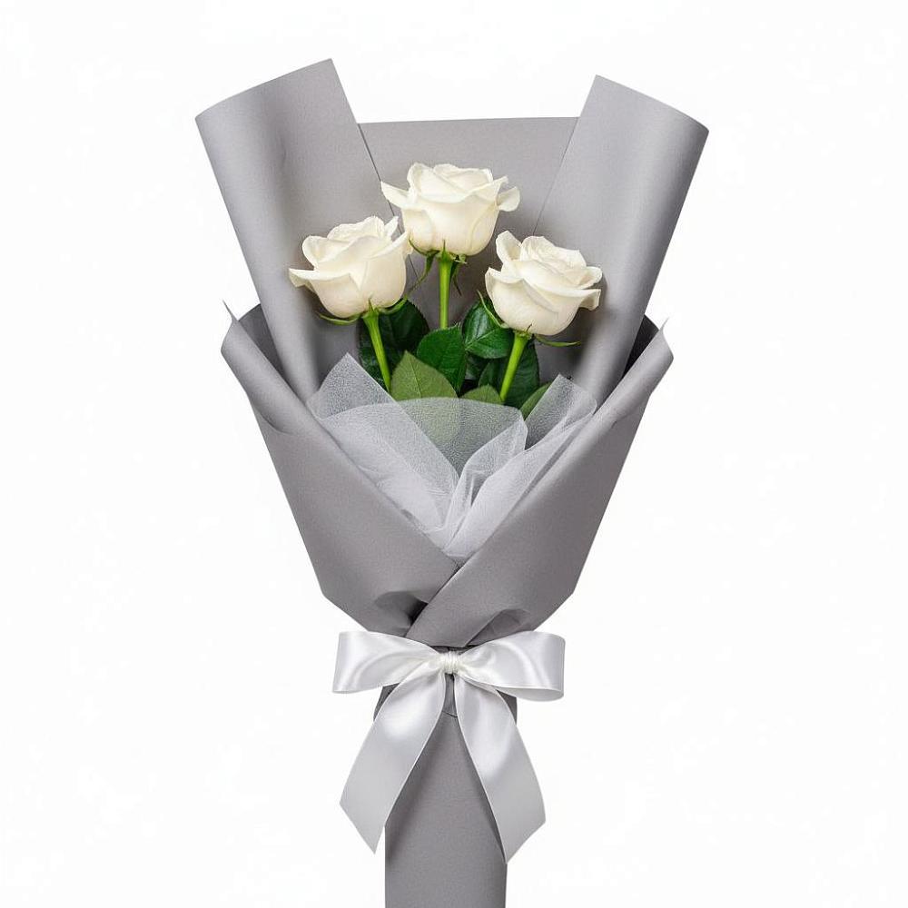 Букет 3 белые розы в Восточном Ставропольского края