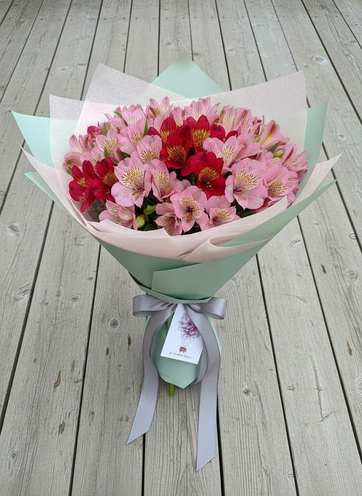 Букет цветов из: Альстромерии в Восточном Ставропольского края