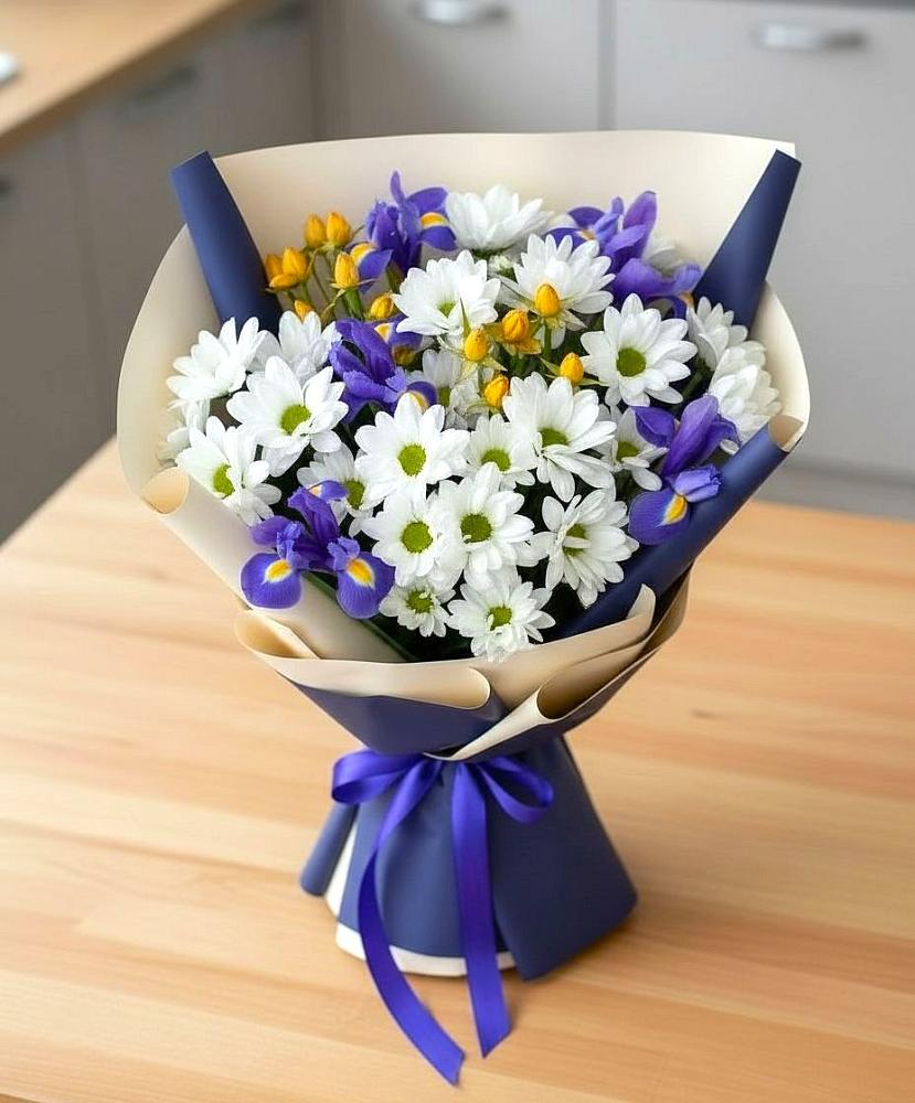 Букет цветов из: Розы, Ирисы и Хризантемы в Восточном Ставропольского края