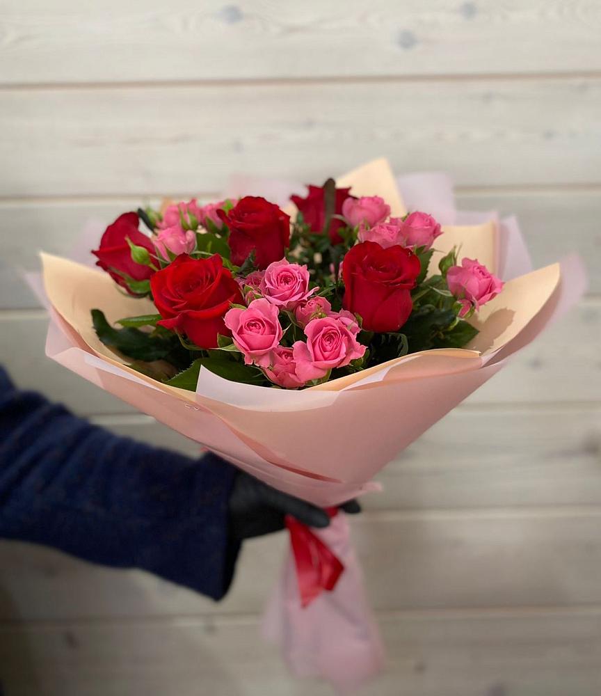 Букет цветов из: Розы в Восточном Ставропольского края