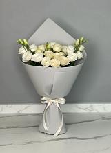 Букет цветов из:  Розы и Лизиантусы в Восточном Ставропольского края